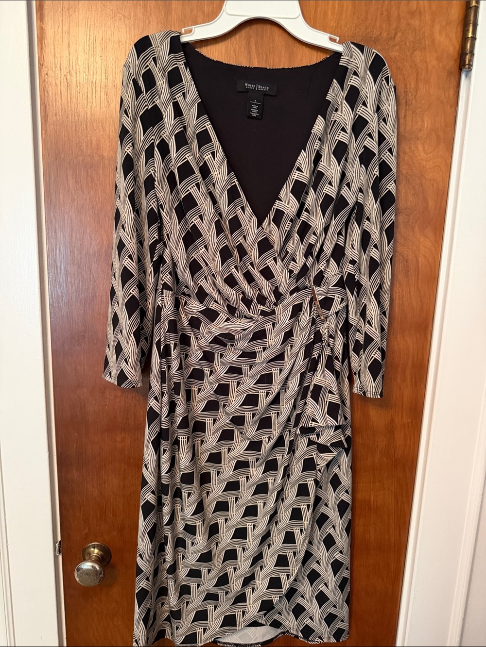 WHBM 4 Black & White Geometric Faux-Wrap Dress